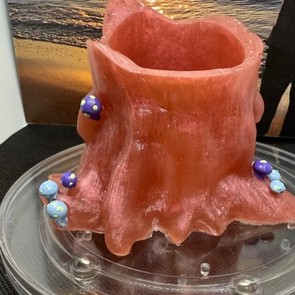 Handcrafted Resin Tree Trunk - Picture 5 of 11